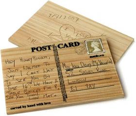 Carte postale en bois
