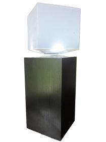 Lampe en lvitation (bois sombre)