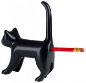 Taille-crayon Chat Dans le derrire