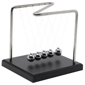 Newton's Cradle Z